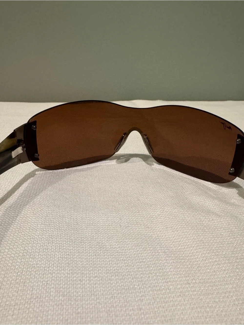 Maui Jim Kula (MJ514-23) Polarized Shield Sunglasses